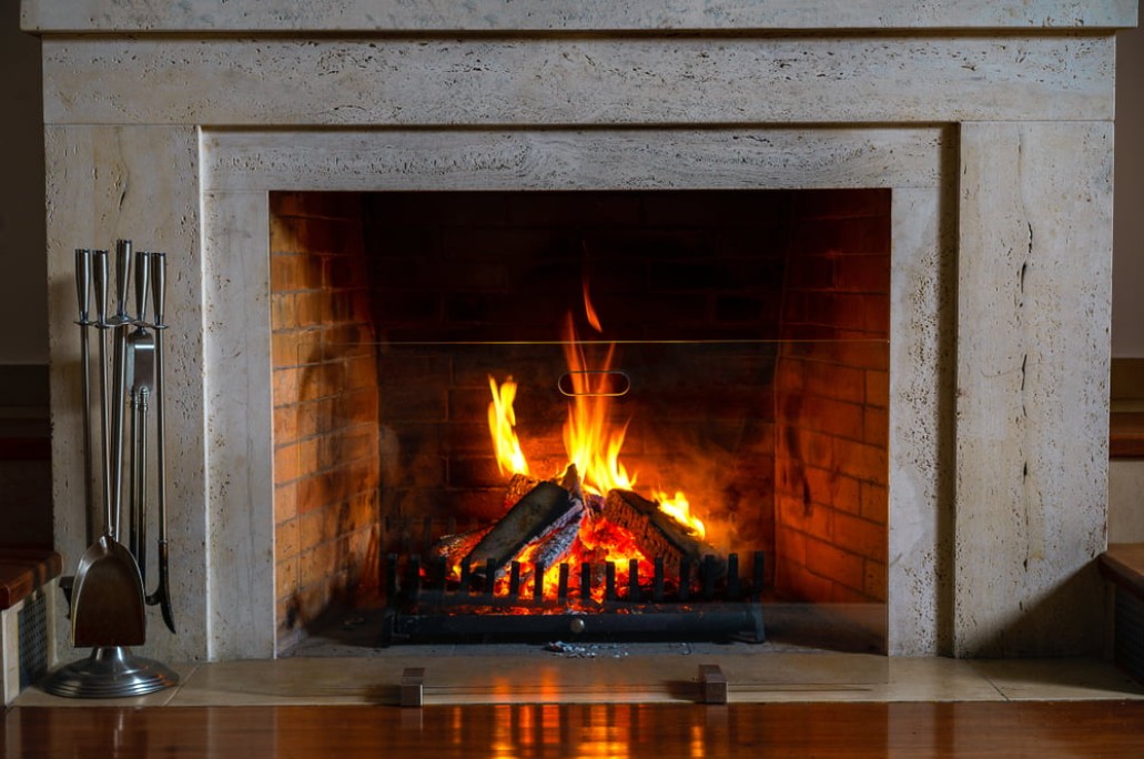 Wood,Burning,In,A,Cozy,Fireplace,At,Home,In,Interior.